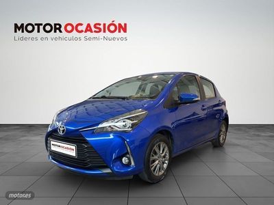 Usado Toyota Yaris Active 100 CV (73 kW) 2017 Azul