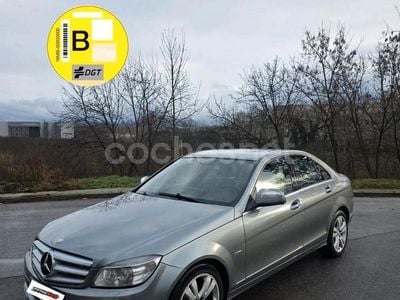 Gris / plata Usado 2008 Mercedes C320 Avantgarde Berlina | 8500 € (Precio justo)