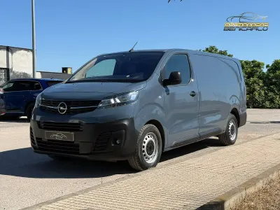 Usado Opel Vivaro-e Combi 102 CV (75 kW) 2020 Azul Monovolumen