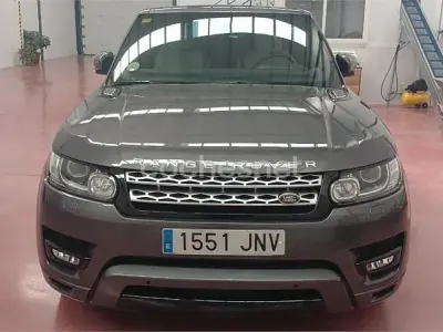 Usado Land Rover Range Rover HSE Dynamic 306 CV (225 kW) 2016 Gris / plata SUV