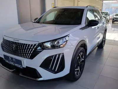 Usado Peugeot 2008 Allure 145 CV (106 kW) 2025 Blanco SUV