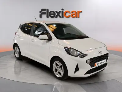 Usado Hyundai i10 67 CV (49 kW) 2022 Blanco Utilitario