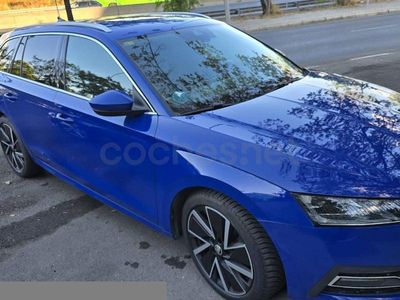 Usado Skoda Octavia Style 150 CV (110 kW) 2020 Azul Familiar
