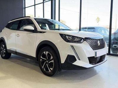 Usado Peugeot 2008 Active 110 CV (80 kW) 2020 Blanco SUV
