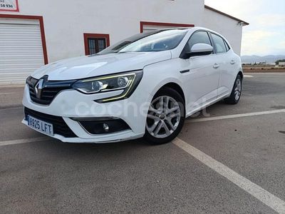 Usado Renault Mégane IV Bose Edition 115 CV (84 kW) 2020 Blanco Berlina