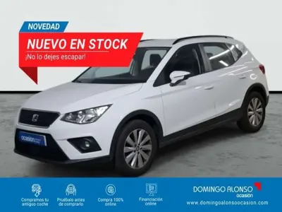 Usado Seat Arona Style 110 CV (80 kW) 2022 Blanco SUV