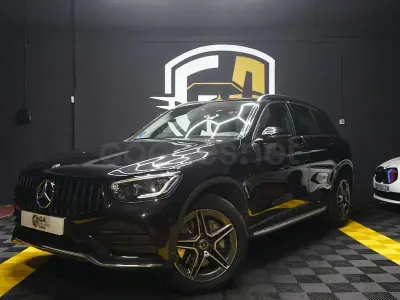 Usado Mercedes GLC300e 306 CV (225 kW) 2020 Negro SUV