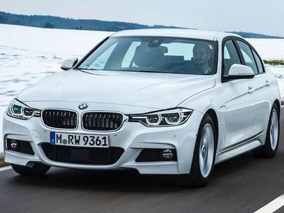 BMW 330e