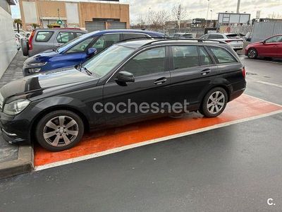 Usado Mercedes C220 Elegance 170 CV (125 kW) 2012 Negro Familiar