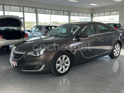 Gris / plata Usado 2015 Opel Insignia Excellence Berlina | 8700 € (Precio justo)