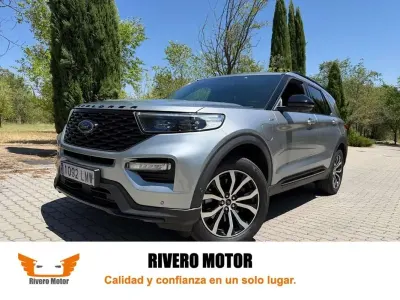 Usado Ford Explorer ST-Line 457 CV (336 kW) 2021 Gris SUV