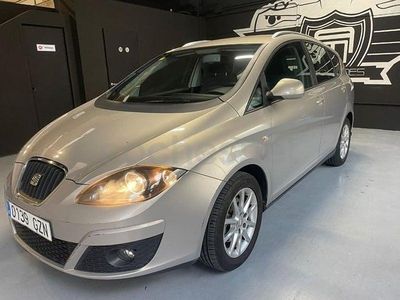 Usado Seat Altea Ecomotive 105 CV (77 kW) 2010 Marrón Monovolumen