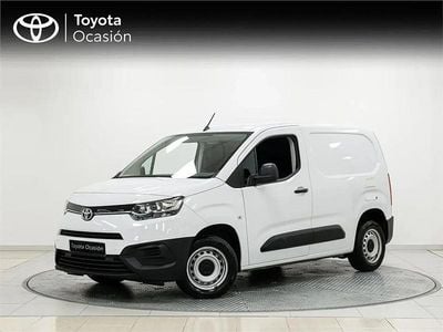 Używany Toyota Proace City City 136 KM (100 kW) 2023 Brązowy Minivan