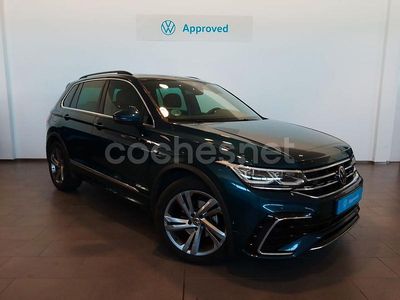 Usado VW Tiguan R-line 150 CV (110 kW) 2023 Gris / plata SUV