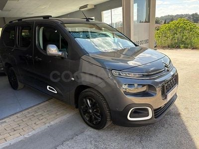 Usado Citroën Berlingo Shine 130 CV (95 kW) 2020 Gris / plata Monovolumen