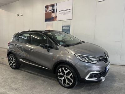 Usado Renault Captur Zen 110 CV (80 kW) 2018 Gris / plata SUV