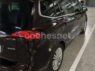 Usado Opel Zafira Excellence 140 CV (102 kW) 2017 Granate Monovolumen