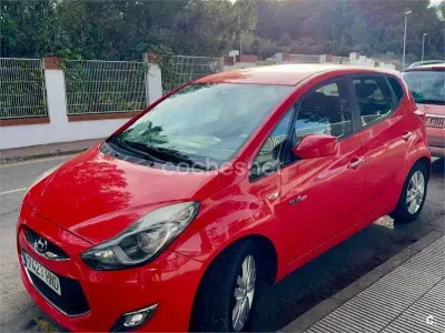 Usado Hyundai ix20 Comfort 115 CV (84 kW) 2012 Rojo Utilitario
