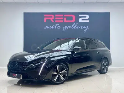 Usado Peugeot 308 SW GT 130 CV (95 kW) 2021 Negro Familiar
