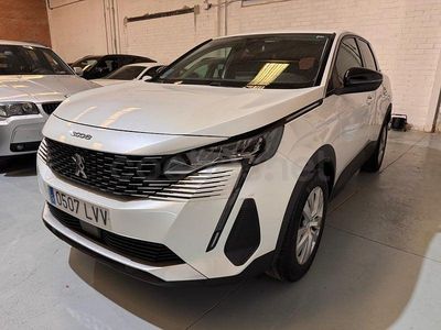Usado Peugeot 3008 Allure 130 CV (95 kW) 2021 Blanco SUV