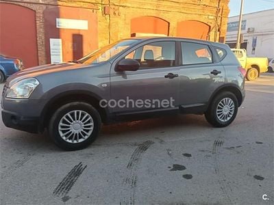 Usado Nissan Qashqai Acenta 115 CV (84 kW) 2009 Gris / plata SUV