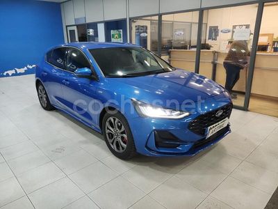 Azul Usado 2023 Ford Focus ST-Line Berlina | 19.900 € (Precio justo)