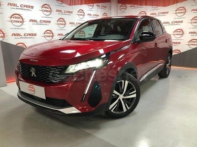 Usado Peugeot 3008 Allure 130 CV (95 kW) 2022 Rojo SUV