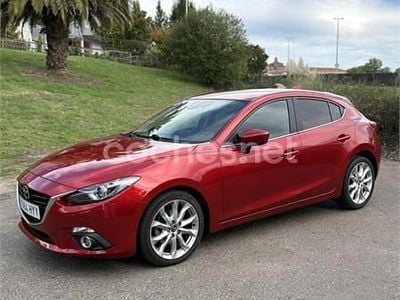 Rojo Usado 2014 Mazda 3 Luxury Berlina | 14.999 € (Un poco caro)