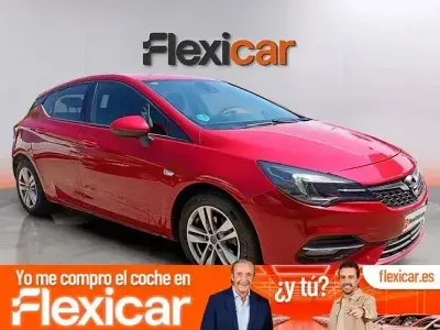 Usado Opel Astra Business Elegance 130 CV (95 kW) 2020 Rojo Berlina