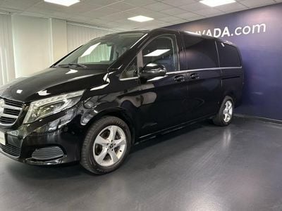Mercedes V220