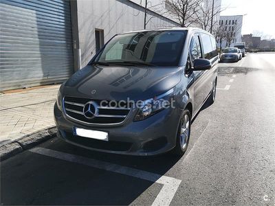 Usado Mercedes V220 Exclusive 163 CV (119 kW) 2018 Gris / plata Monovolumen