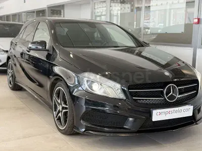 Usado Mercedes A200 AMG line 136 CV (100 kW) 2015 Negro Utilitario