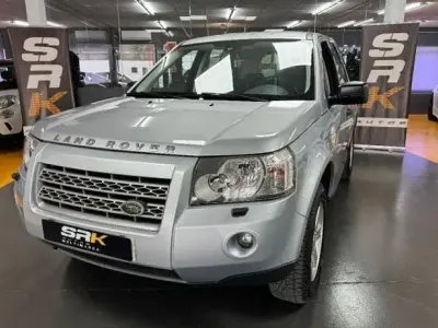 Käytetty Land Rover Freelander 2 SE 160 HP (117 kW) 2009 Katumaasturi