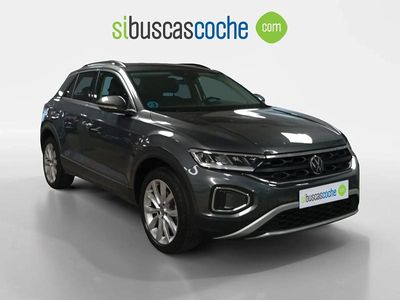 Usado VW T-Roc Life 150 CV (110 kW) 2022 Gris/plata SUV