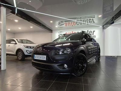 Usado Citroën C4 Cactus Feel 92 CV (67 kW) 2015 Azul Utilitario