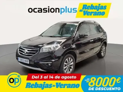 Usado Renault Koleos Dynamique 150 CV (110 kW) 2011 Negro SUV