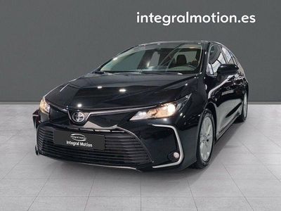 Negro Usado 2023 Toyota Corolla Active Berlina | 22.900 €
