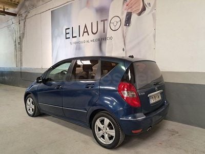 Usado Mercedes A150 Avantgarde 95 CV (69 kW) 2009 Azul Monovolumen
