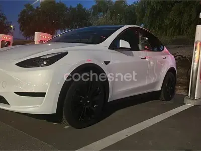 Usado Tesla Model Y RWD 250 kW (340 CV) 2023 Eléctrico SUV