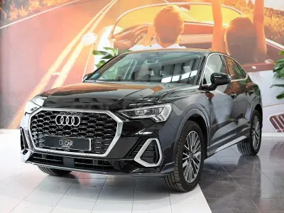 Usado Audi Q3 Sportback S-Line 245 CV (180 kW) 2022 Azul SUV
