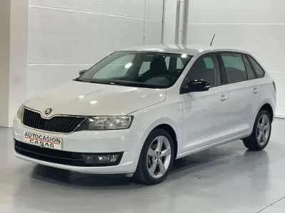 Usado Skoda Rapid Ambition 90 CV (66 kW) 2017 Blanco Utilitario