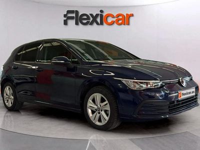 Azul Usado 2021 VW Golf VIII Life Berlina | 16.990 € (Precio justo)