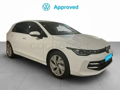Occasion VW Golf VIII 115 ch (84 kW) 2024 Blanc Berline