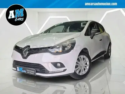 Usado Renault Clio IV Business 75 CV (55 kW) 2018 Blanco Berlina
