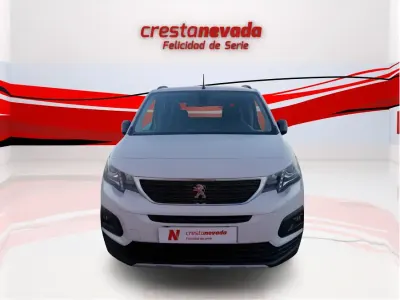 Usado Peugeot Rifter Allure 102 CV (75 kW) 2023 Monovolumen