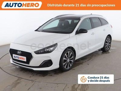 Usado Hyundai i30 140 CV (102 kW) 2019 Blanco Utilitario