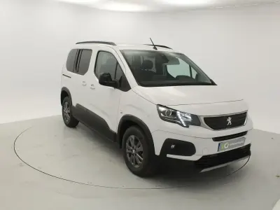 Usado Peugeot Rifter Allure 101 CV (74 kW) 2023 Blanco Monovolumen