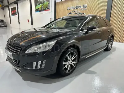 Usado Peugeot 508 RXH 200 CV (147 kW) 2012 Negro Familiar