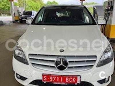 Mercedes B180