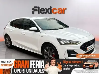 Usado Ford Focus ST-Line 125 CV (91 kW) 2022 Blanco